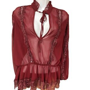 MISSGUIDED SHEER BLOUSE (CARRER/ROMANTIC) SIZE 8